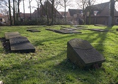 De Joodse begraafplaats in Naaldwijk